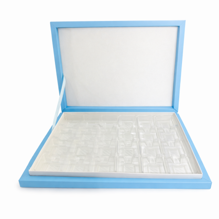 بوكس شوكولاته لون ازرق