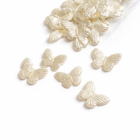 50قطعة شكل فراشة-بلاستك أبيض