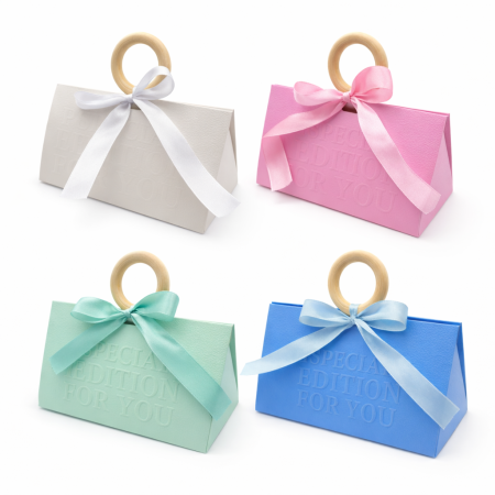 علبة كرتون شكل هرم مع حلقة خشب و شبرة 12 قطعه