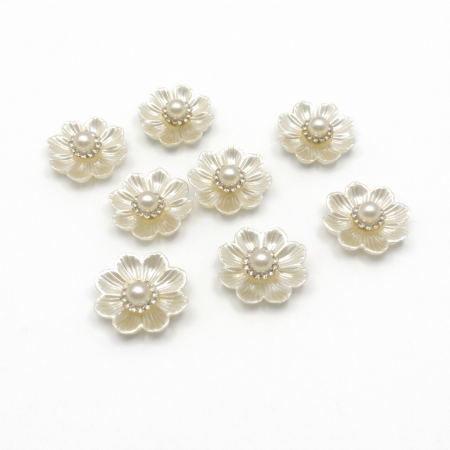 30 قطعة شكل وردة بلاستك في المنتصف ألماسة-1