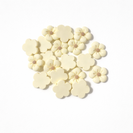 30 وردة لون بيج بلاستك