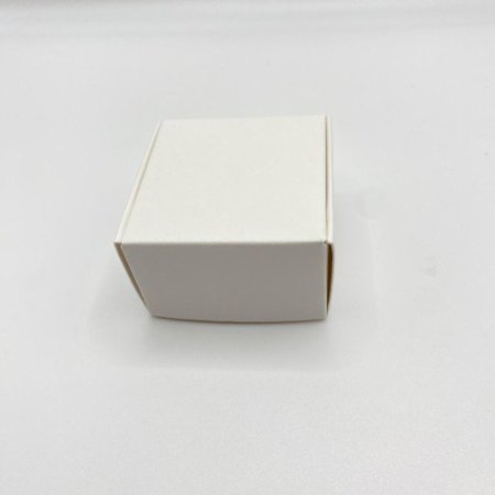 10 علب 5.5.3 لون ابيض
