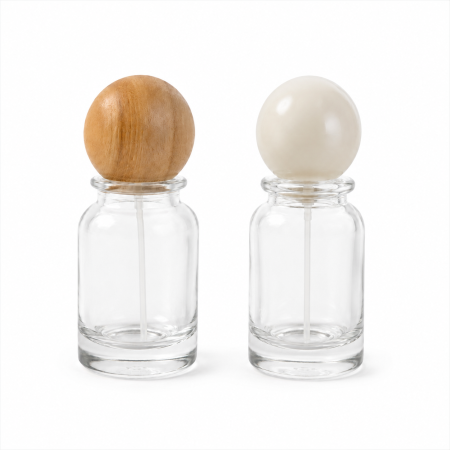 علبة عطر مع غطا