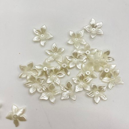 50 قطعه وردة لون أبيض