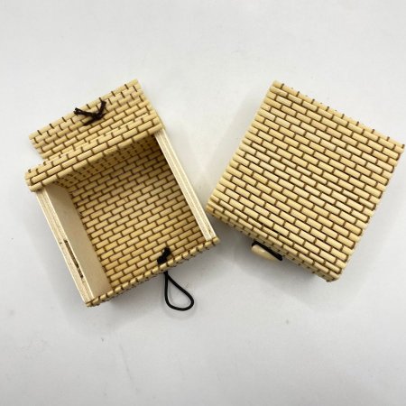 صندون خشب لون بني